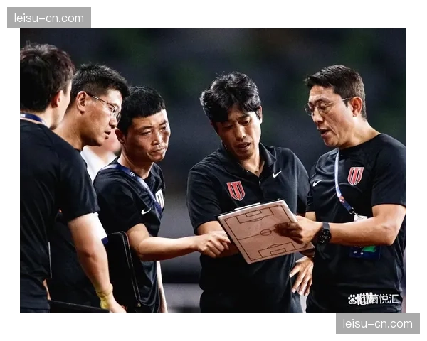 成都蓉城对阵武里南联 徐正源战术布置与中场控制力复盘